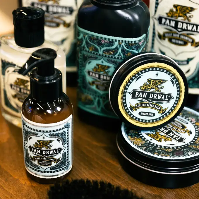 Pan Drwal Original - Stylizujący balsam do brody o mocnym chwycie 60 ml