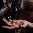 Angry Beards Niesamowity żel pod prysznic do ciała i jajek, zapach Urban twofinger 230ml