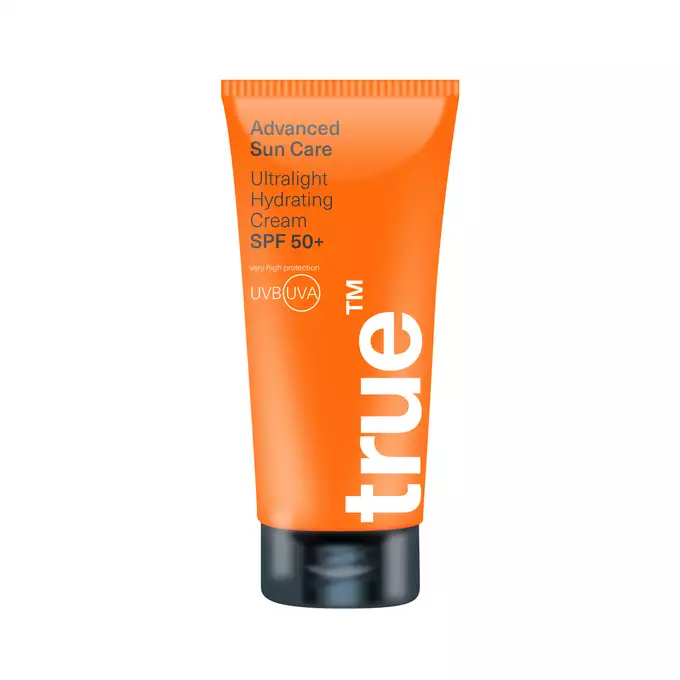 True men skin care - Wodoodporny i ultralekki krem nawilżający z SPF50 50ml