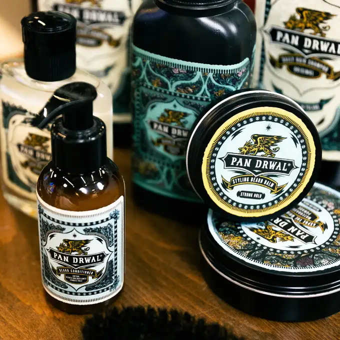 Pan Drwal Original - Puder do stylizacji włosów o męskim zapachu mięty i eukaliptusa 20 g