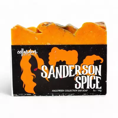 Cellar Door Sanderson Spice - Perfumowane mydło w kostce o zapachu burbona, cydru, drzewa cedrowego i nut OUD 142g
