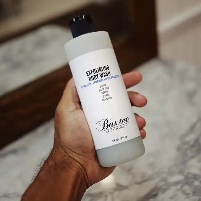 Baxter of California - Męski peelingujący żel do mycia ciała z kofeiną - 236ml