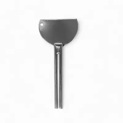 Metalowy klucz do wyciskania tubek farb lub past do zębów