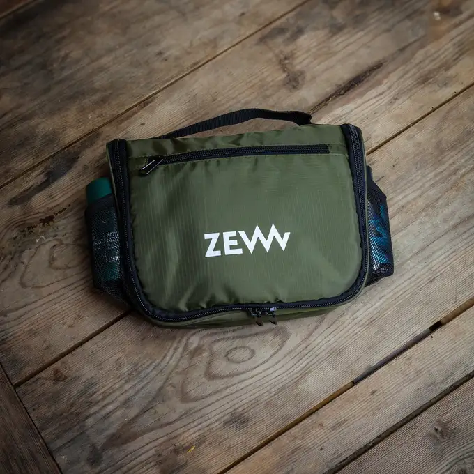 ZEW - Wielozadaniowa kosmetyczka dla mężczyzn w kolorze oliwkowym