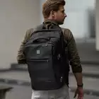 James Hawk Travel Backpack Black - Plecak podręczny do samolotu lifestyle photo