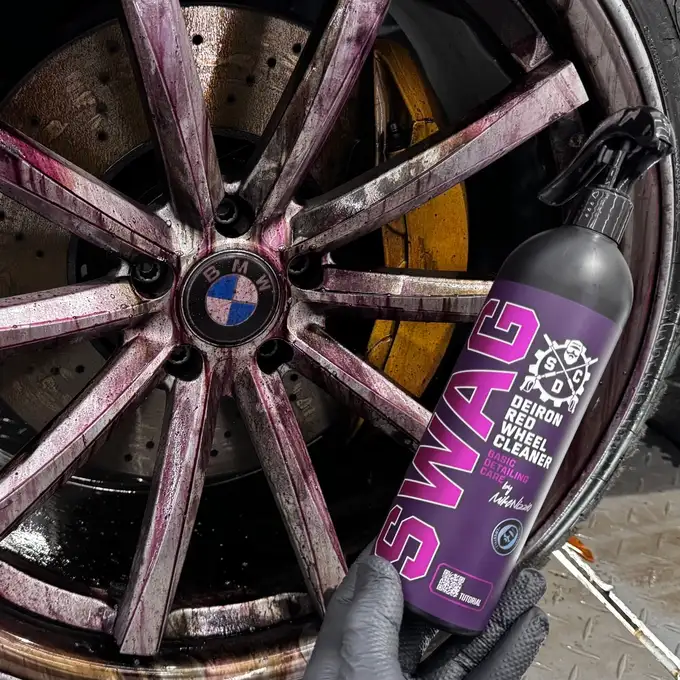 SWAG Basic Deiron Red Wheel Cleaner - Skuteczny środek do czyszczenia felg 500ml