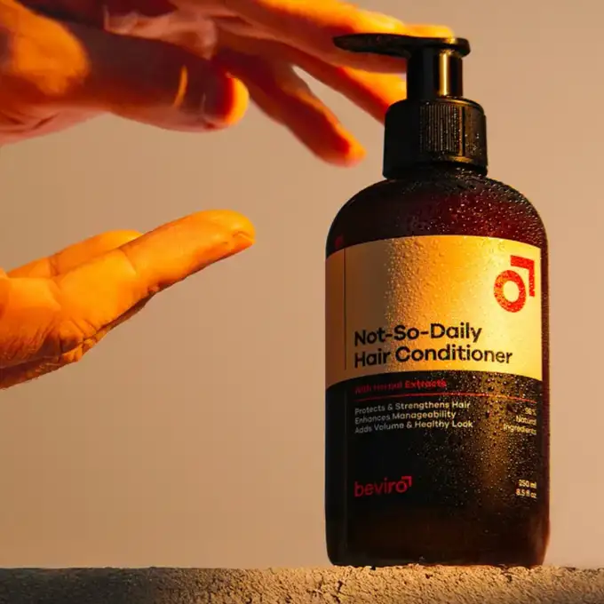 Beviro Not-So-Daily Hair Conditioner - Męska odżywka wzmacniająca włosy 250ml